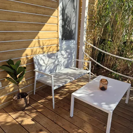 Moonwalk Luxury Mobile Home, Terra Park Spiritos 캠프장 콜란