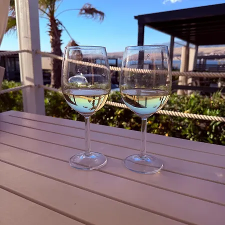 Moonwalk Luxury Mobile Home, Terra Park Spiritos *